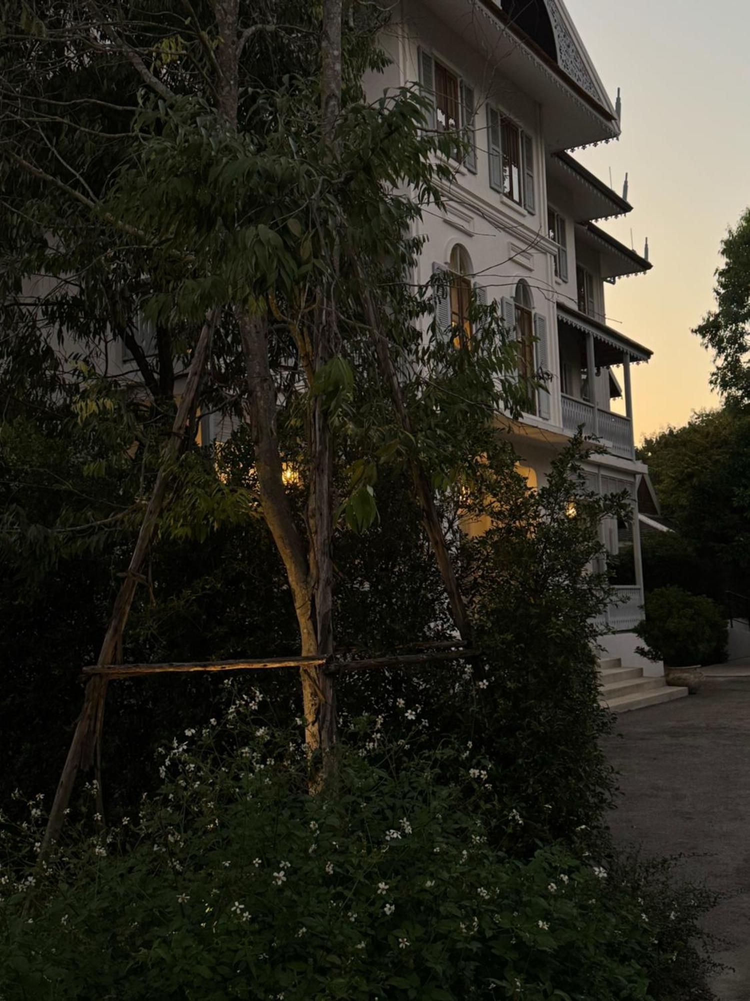 Sela Chiangmai Hotel Chiang Mai Exterior photo